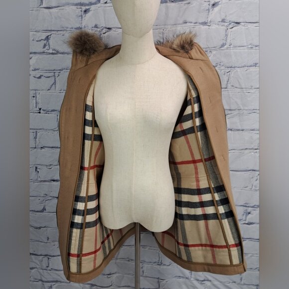 Burberry Womens Duffle Toggle Fur Hood Jacket Winter Camel Wool Nova Check 12 US - Picture 11 of 16